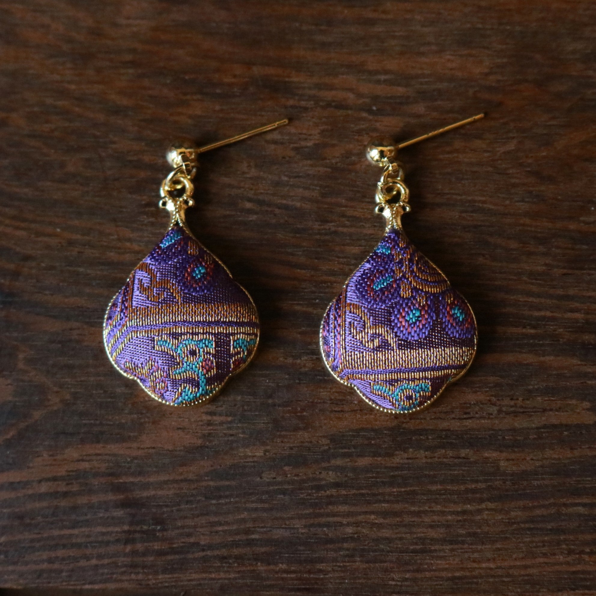 Hand Weaved Silk Hair Clip and Matching Earrings