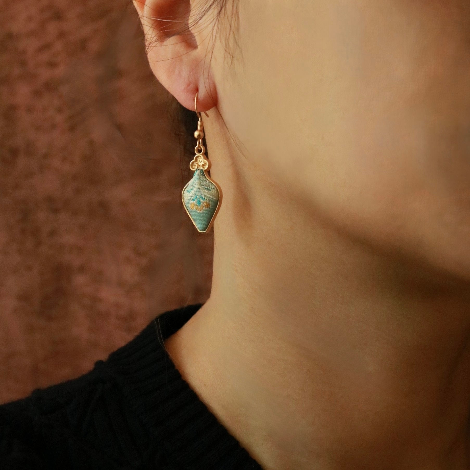 Hand Weaved Silk Hair Clip and Matching Ear Studs Butterfly Dragonfly Brooch