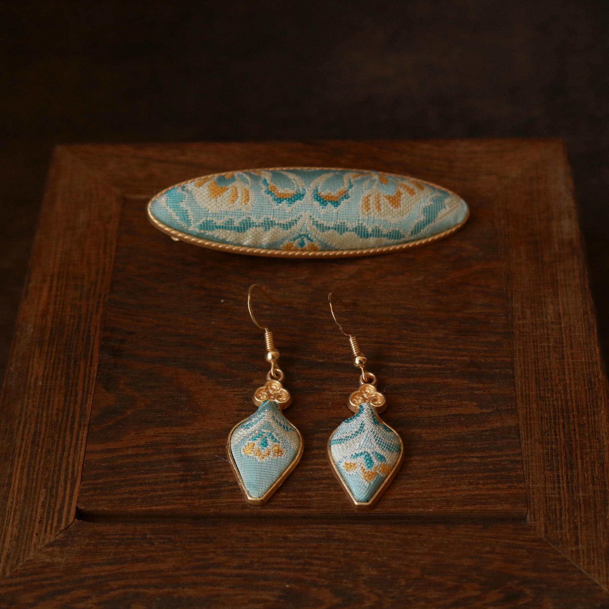 Hand Weaved Silk Hair Clip and Matching Ear Studs Butterfly Dragonfly Brooch