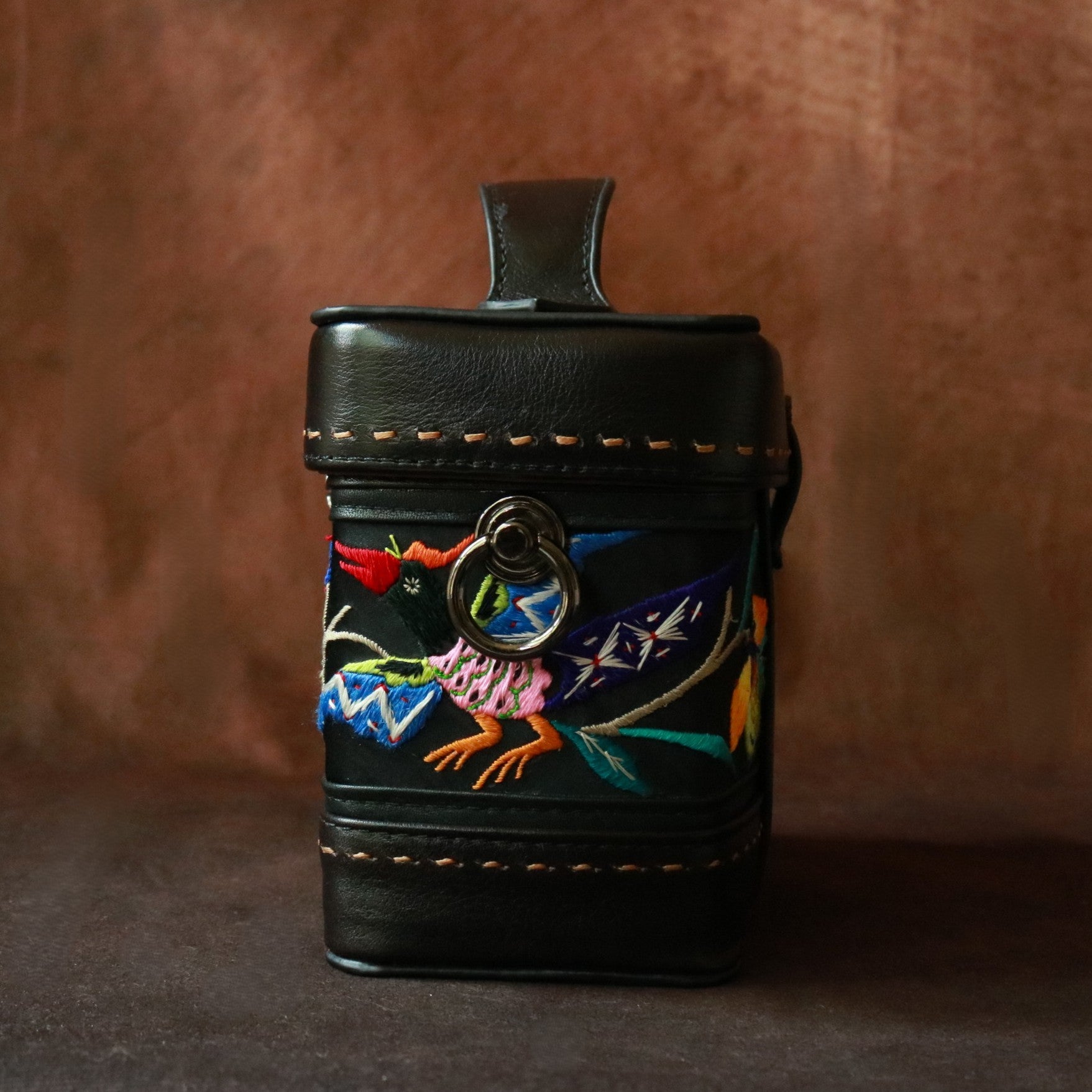 Embroidtale Women's Hand-embroidered Floral Crossbody Leather Purse